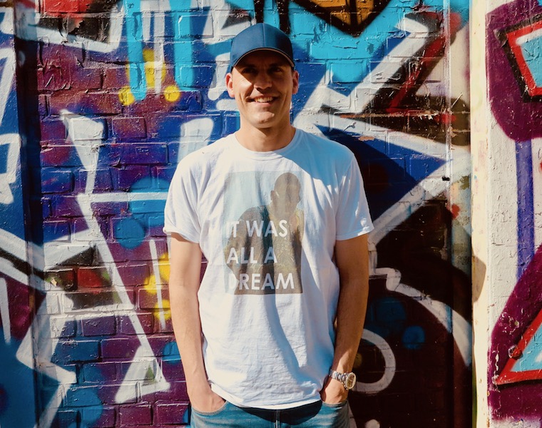Freddy von say say mit It Was All A Dream Shirta