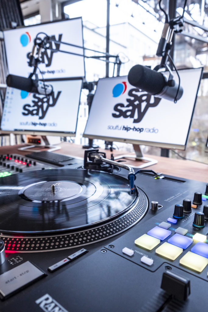 say say soulful hip-hop radio Radio Studio Foto 25 Fotograf Eric Anders