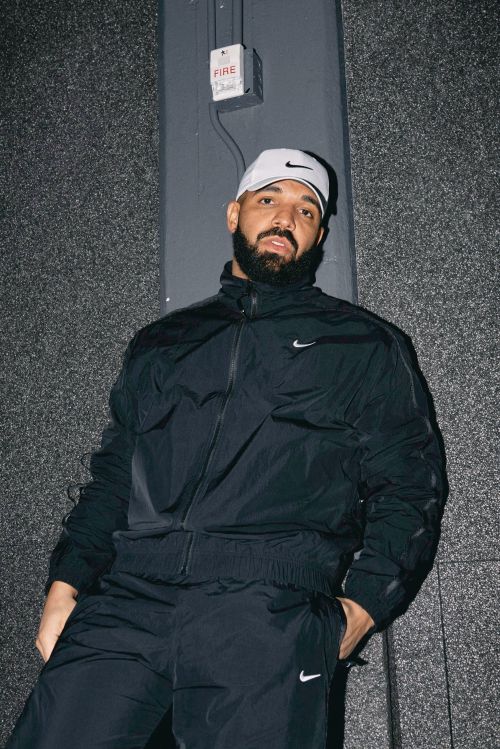 Drake Pressefoto 2 - Credit: Universal